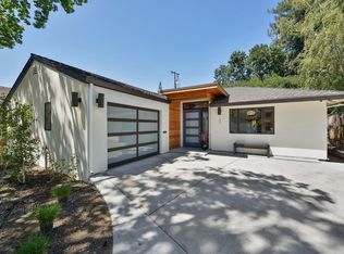 153 Lois Ln, Palo Alto, CA 94303