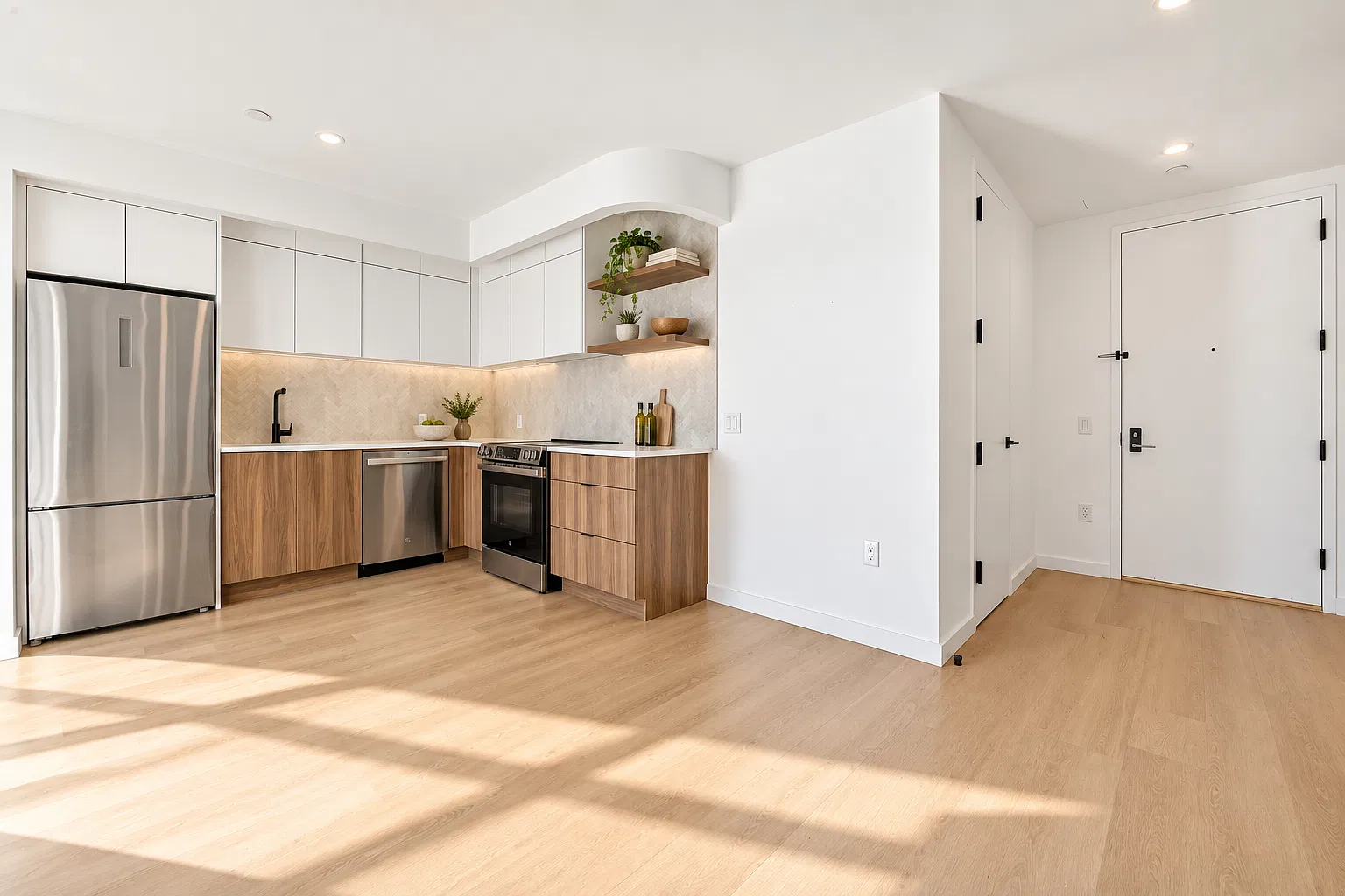1051 Pacific Street — Photo 2