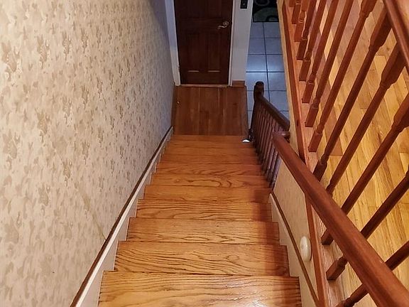 2nd image of 2580 Stedman Pl