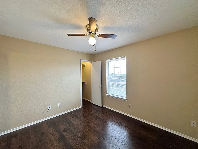 5910 Greengate — Photo 30