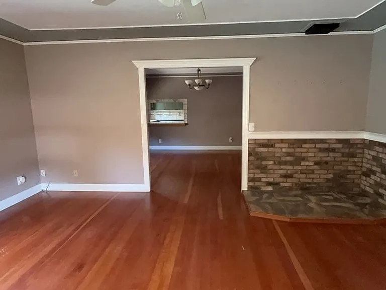 5480 Live Oak Dr — Photo 3