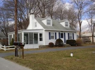 23 Sea Spray Ave, Niantic, CT 06357