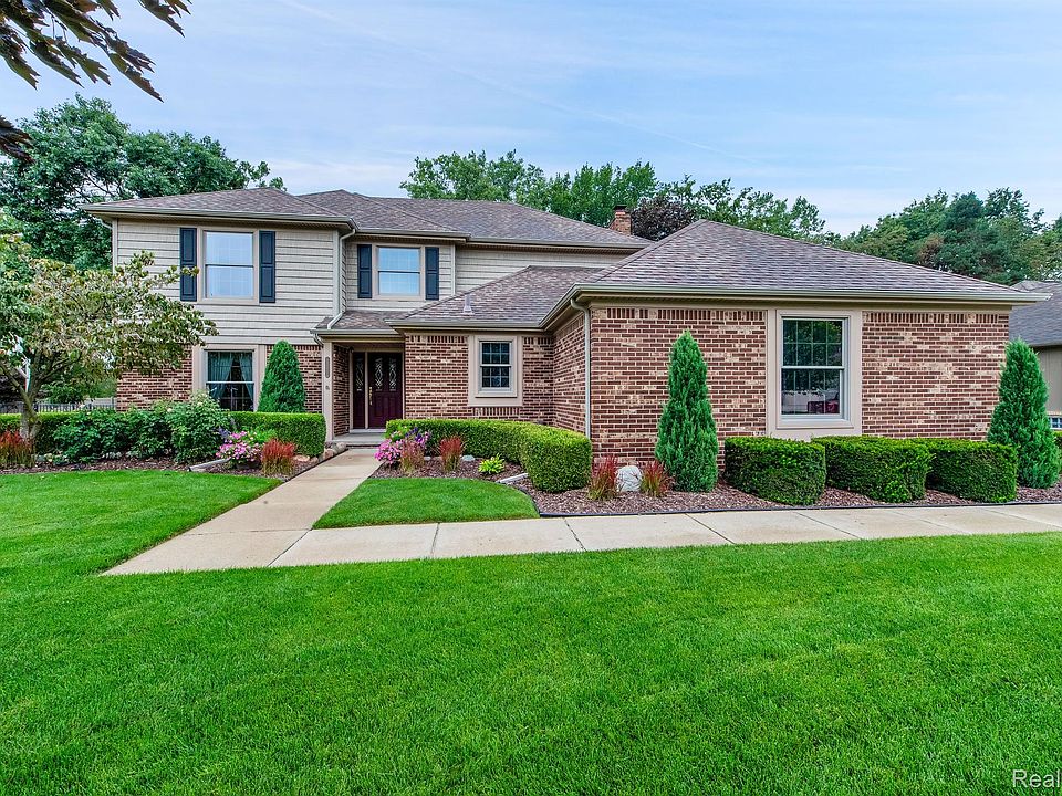 1st image of 53471 Marian Dr