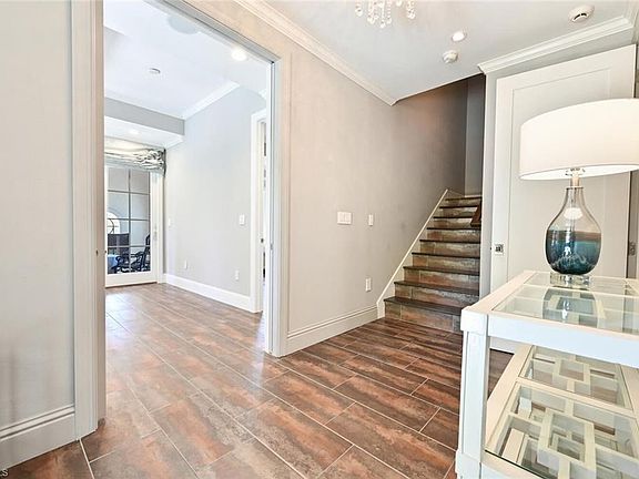 3rd image of 433 5th St S