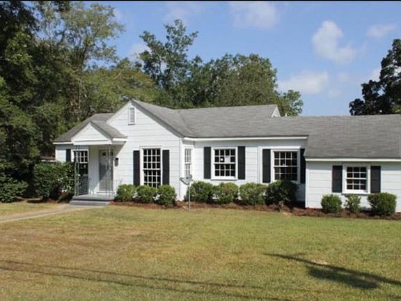 4th image of 250 Woody Dr