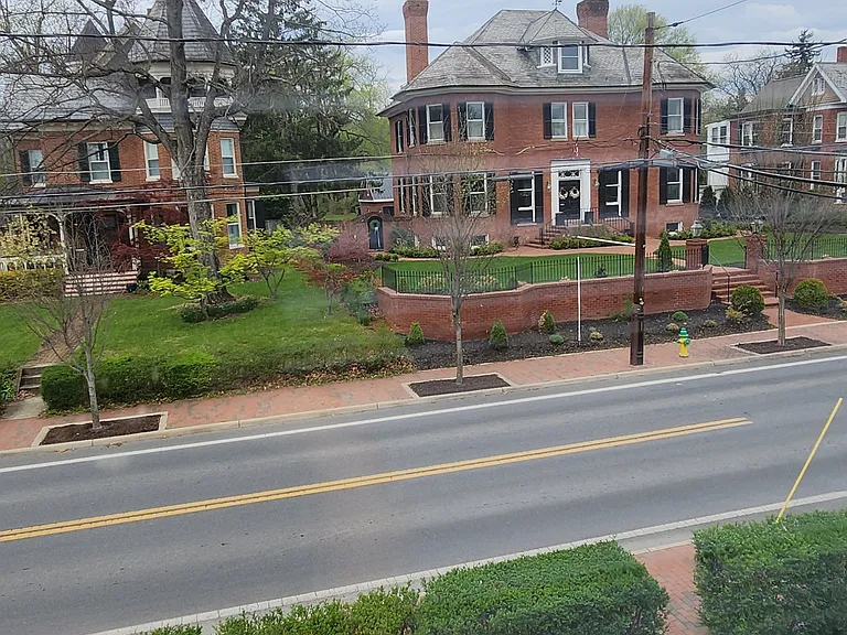 350 Fairmont Ave — Photo 102