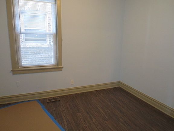 4th image of 1617 S 47th Ct