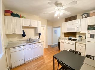 157 Endicott St #2L, Boston, MA 02113