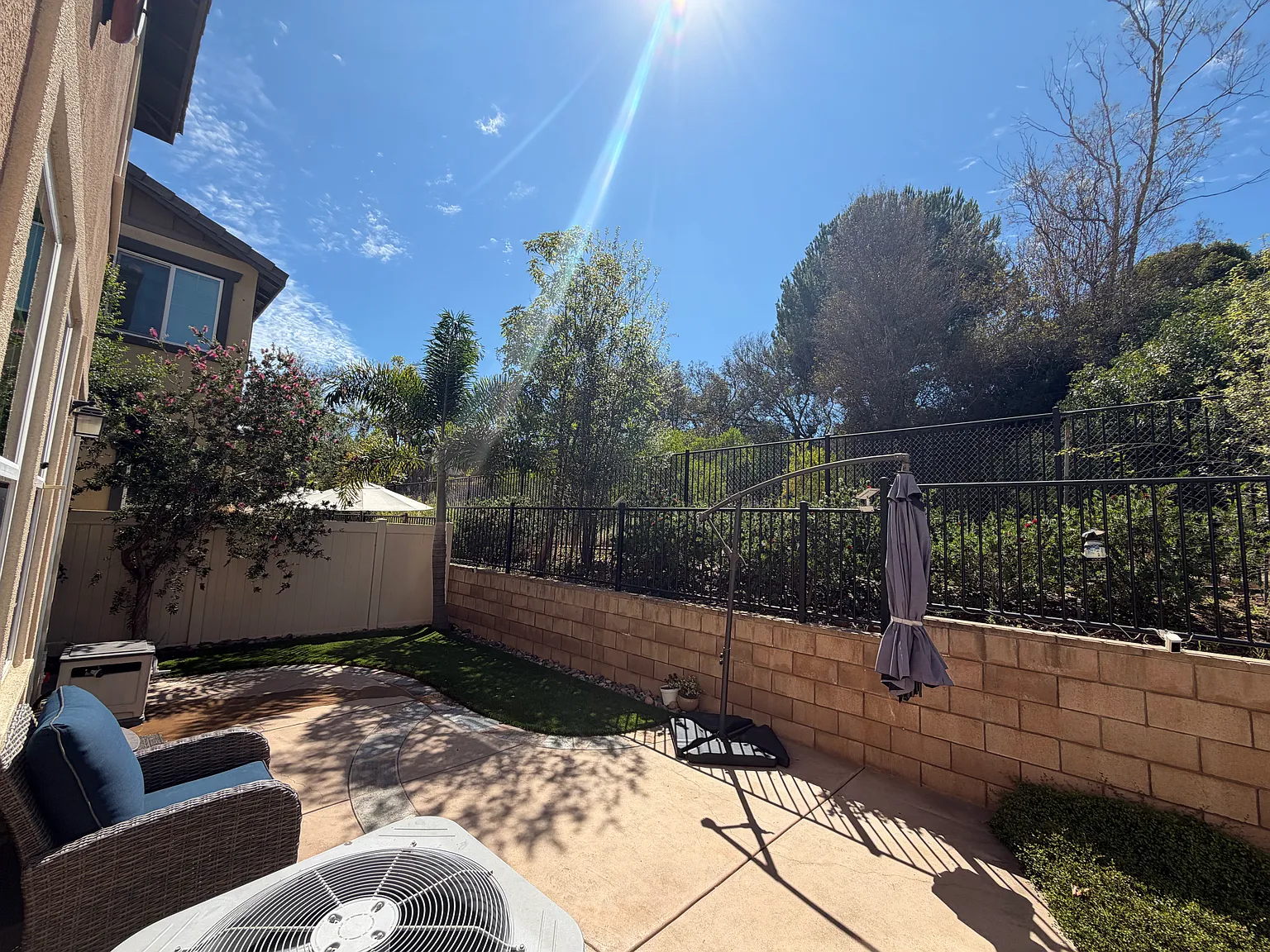 3 bed, 2.5 bath, 2000 sqft, $4,600 — Photo 3