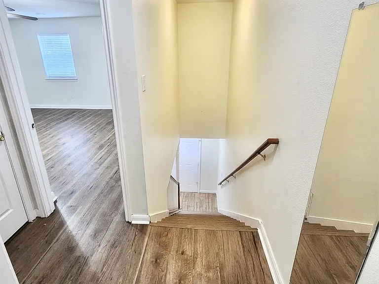 11899 Algonquin Dr #5 — Photo 7