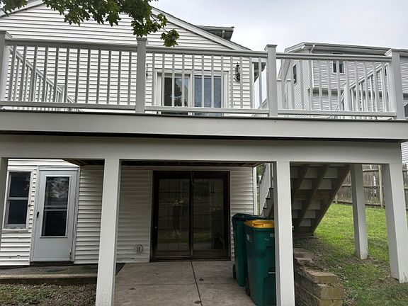 2nd image of 99 Garfield Ave #2