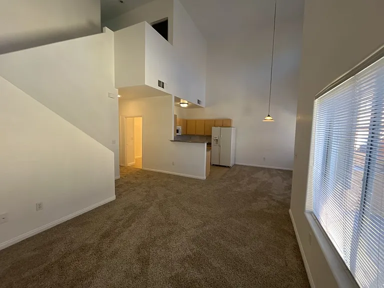 4915 E Russell Rd #142-8 — Photo 8