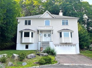 10 Varela Ln #A, Larchmont, NY 10538