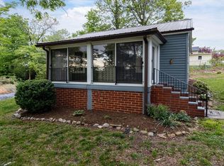 837 Faber Ave, Waynesboro, VA 22980