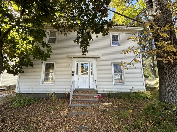 79 Parker St, Brewer, ME 04412