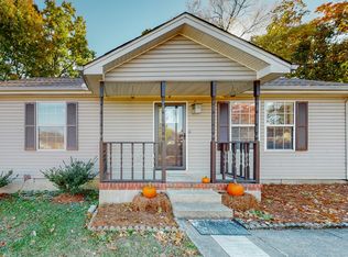 105 Drennan Ln, La Vergne, TN 37086