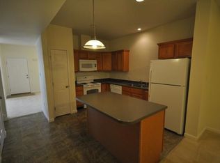 18 Lancaster Ave, New Windsor, NY 12553