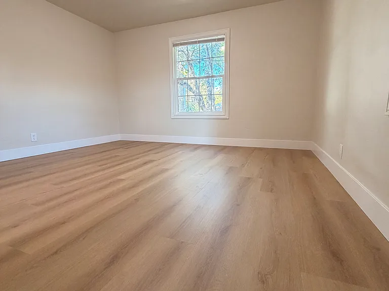 663 Pierce St — Photo 25