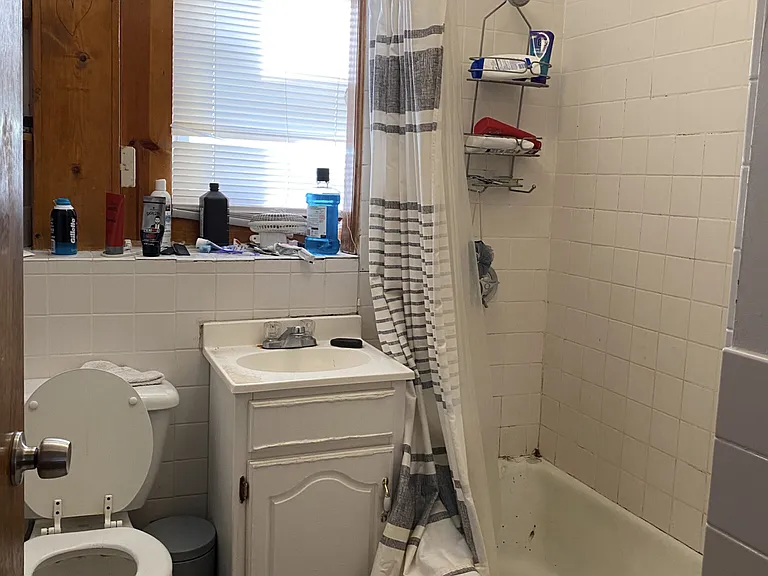 40 Jay St #1A — Photo 11