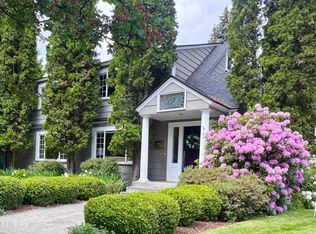 898 NW Riverside Blvd, Bend, OR 97703