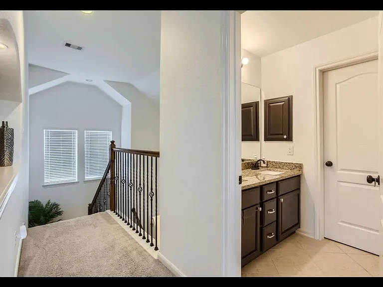 19251 N Cottonwood Green Ln — Photo 16