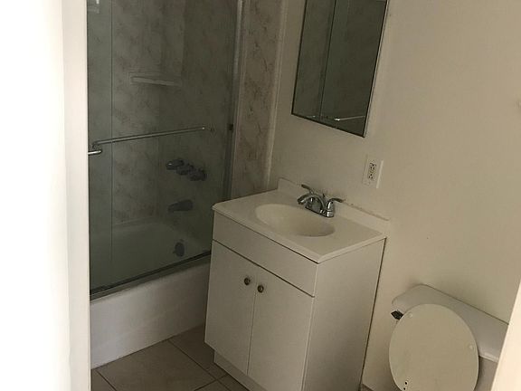 4th image of 51 Lester Ave APT 21
