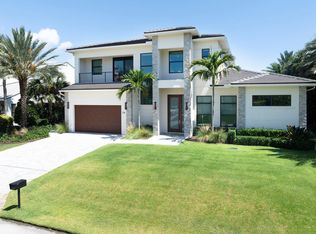 34 Harbour Dr S, Ocean Ridge, FL 33435