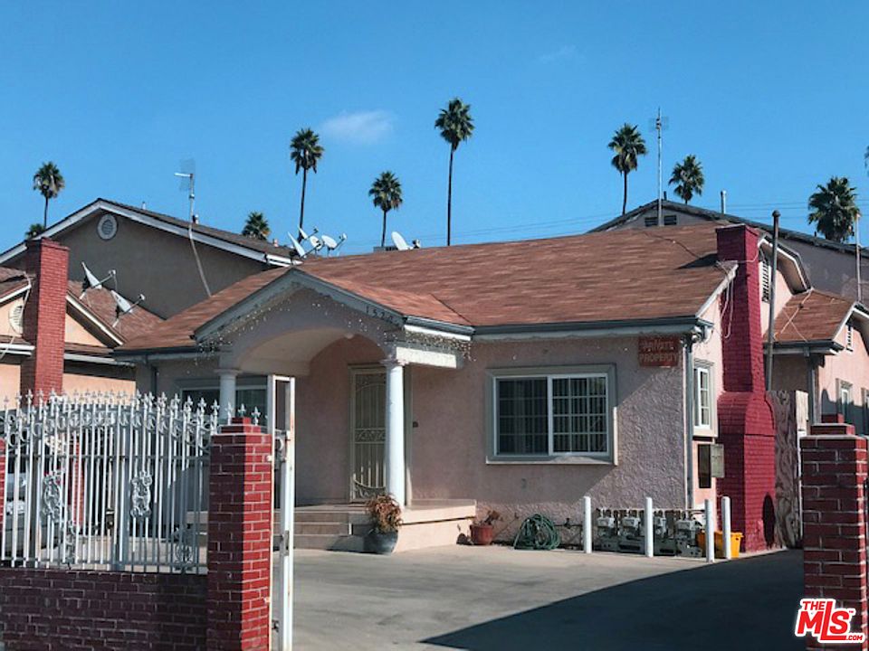 2nd image of 1522 N Harvard Blvd