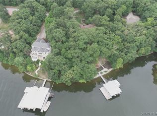 10 Greystone Ln, Sunrise Beach, MO 65079