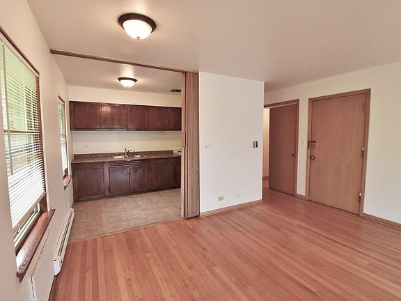 4th image of 233 S Highland Ave APT 2N