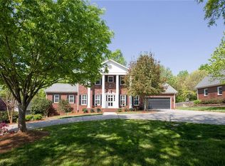 1703 Heathcliff Rd, High Point, NC 27262