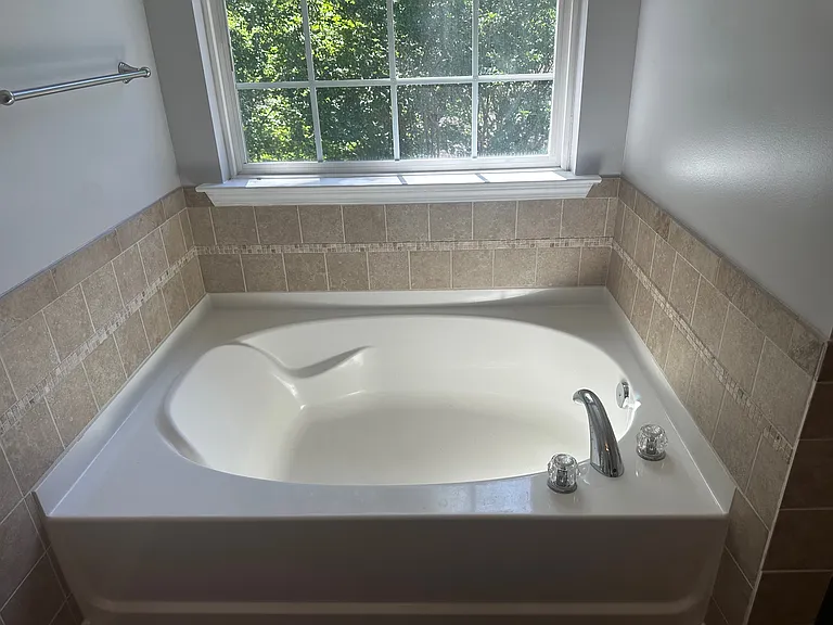 743 Celeste Ln SW — Photo 23