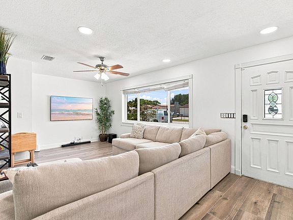 3rd image of 7741 SW 1ST Street