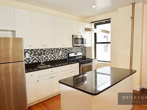 3rd image of 645 W 160th St APT 5B