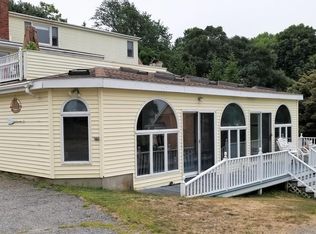 44 Miller Rd, Portsmouth, RI 02871