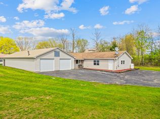 17 Hill Rd, Clinton, ME 04927