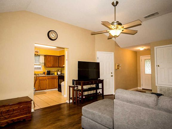 5th image of 7205 Cypress Cir
