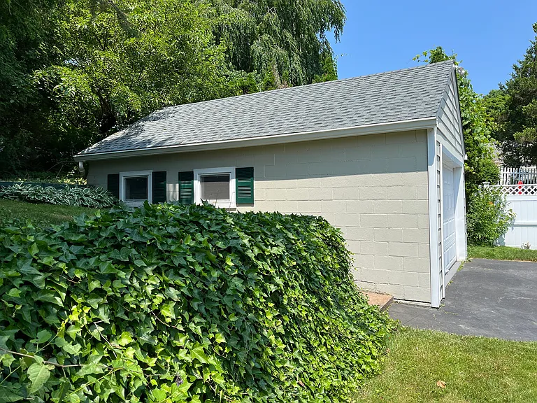 48 Spring Ln — Photo 6