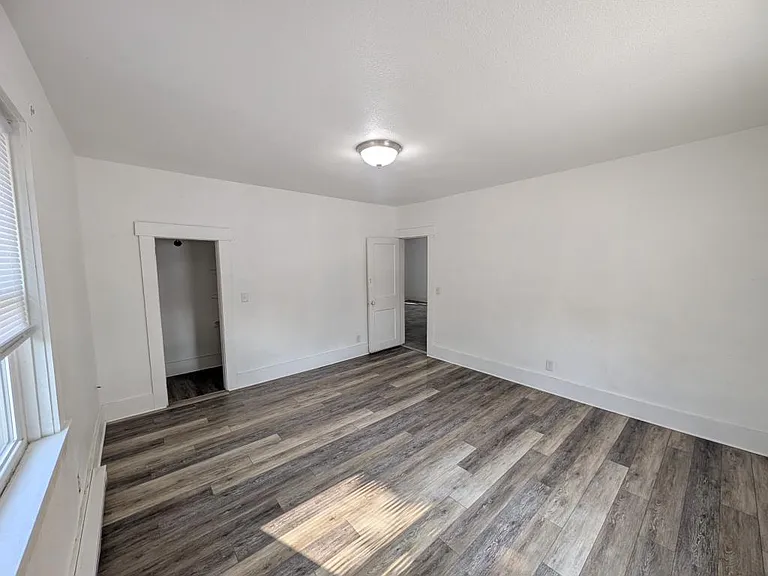 501 N Main St — Photo 11