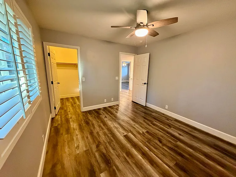 904 Larable Ct — Photo 29