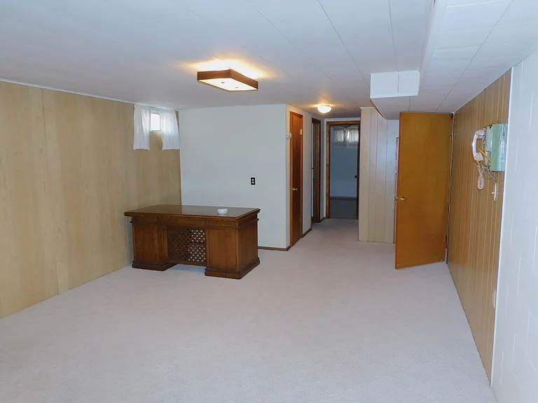 1133 N Howard Ave — Photo 14