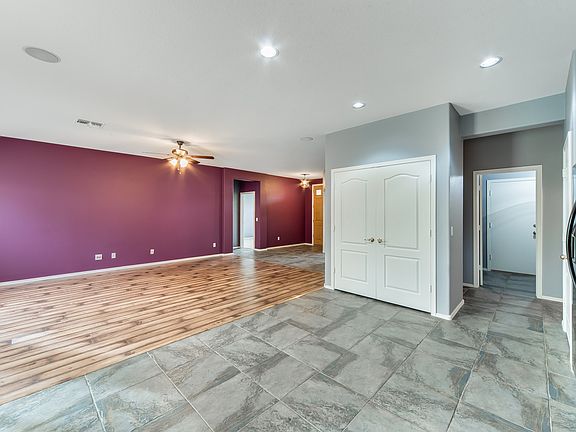 2nd image of 1205 E San Carlos Way