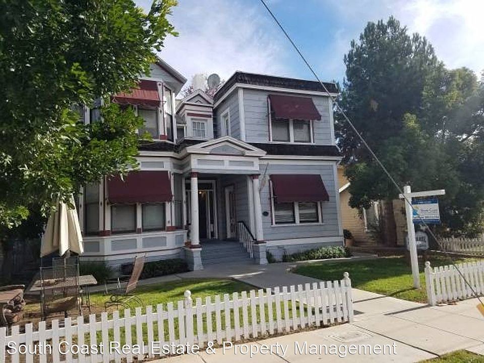 2nd image of 221 N Orange St #1