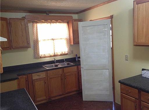 4th image of 3403 Ronnie Ave