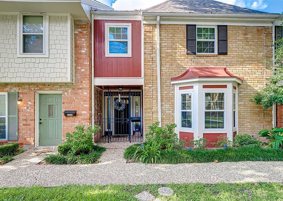 1st image of 10377 Briar Forest Dr