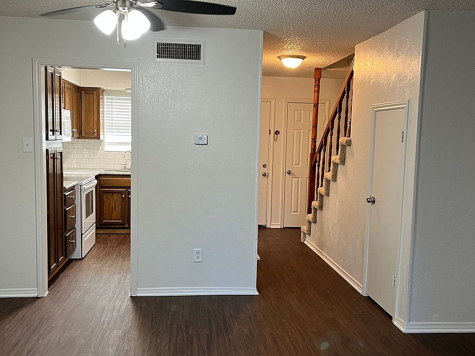 Chaparral Townhomes 405 McMillain St Joshua, TX Zillow Apartments