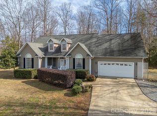 523 Shepherds Creek Cir, Rutherfordton, NC 28139