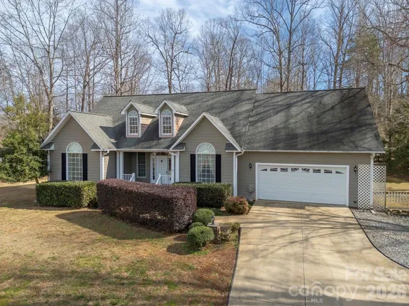 523 Shepherds Creek Cir, Rutherfordton, NC 28139