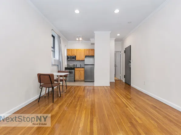 152 East 35th Street image 1 of 6