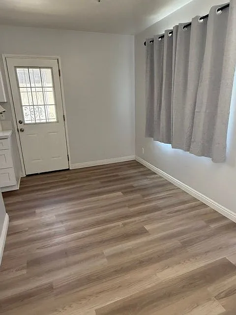 2 bed, 1.0 bath, 952 sqft, $2,500 — Photo 2